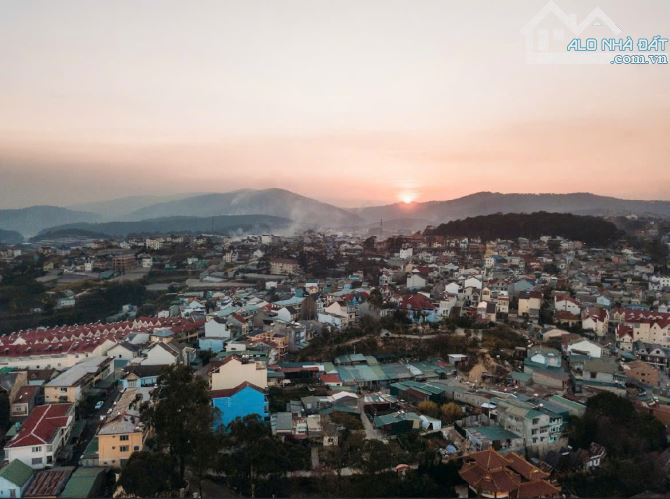 ✨🏡✨ Cần bán Homestay/Cho Thuê vị trí đẹp – Hẻm xe hơi  Nguyễn Trung Trực, P.03, Đà Lạt - 3