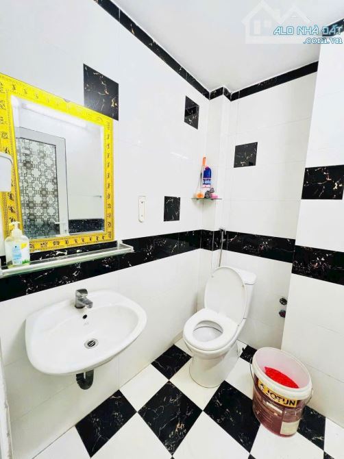 BÁN GẤP MẶT TIỀN CHU VĂN AN - KHU VỰC BUÔN BÁN SẦM UẤ NHẤT HIỆN NAY - 3