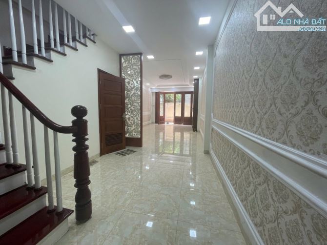Bán nhà phố Võng Thị Tây Hồ - nhà đẹp 45m * 5 tầng, 4ngủ, nhà dân xây, gần ô tô, 15.2 tỷ - 3