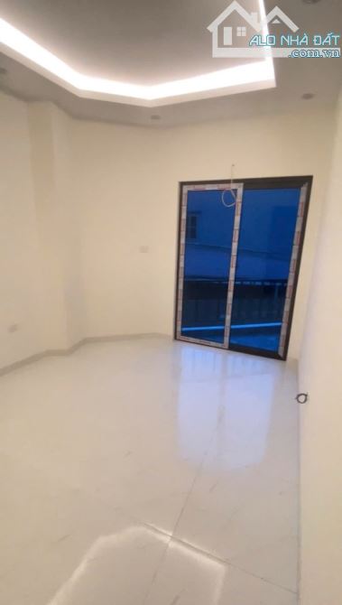 BÁN NHÀ  37M2 AN KHÁNH HOÀI ĐỨC MỚI ĐẸP Ô TÔ ĐỖ CỬA - 3