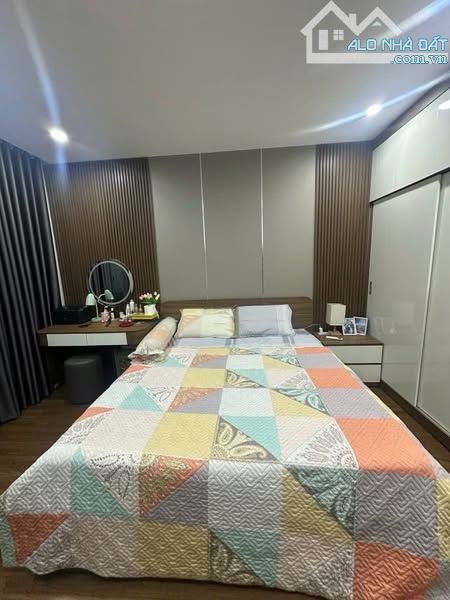 NHÀ MỚI NGỌC TRÌ – SANG XỊN, Ở NGAY – HƠN 7 T.Ỷ - 3