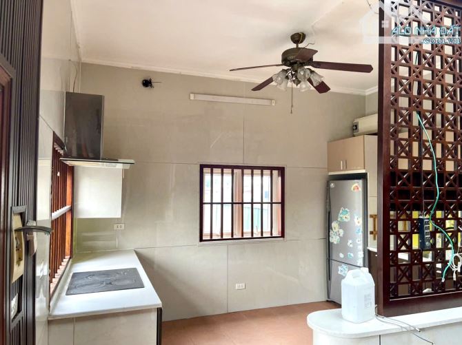 Bán Nhà Hồ Tùng Mậu - Ô Tô - 50m Mặt Phố - 5 Tầng 4 Ngủ - Tiện Ích Ngập Tràn - 9Tỷ2 - 3