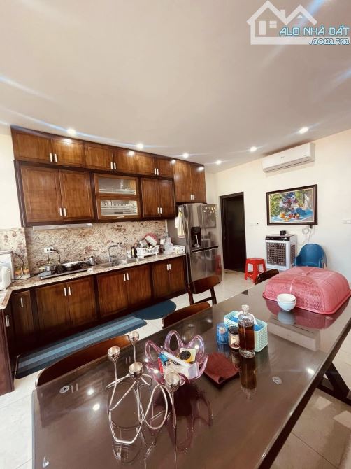 DÂN XÂY - NHÀ ĐẸP Ở NGAY - 6 TẦNG THANG MÁY - NGÕ RÔNG THOÁNG - CÁCH Ô TÔ 40m - TRUNG TÂM - 3