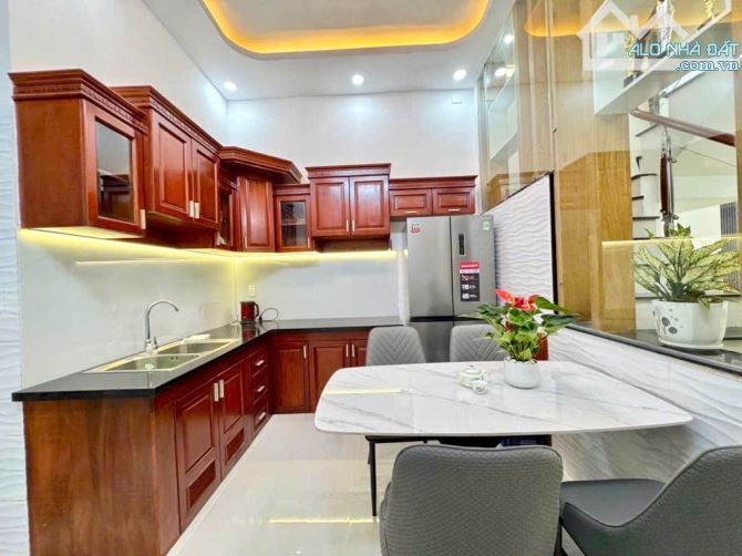 Hẻm xe hơi - Sát mặt tiền Phạm Văn Chiêu - Nhà mới 4 tầng 4PN- hơn 7 tỷ - 3
