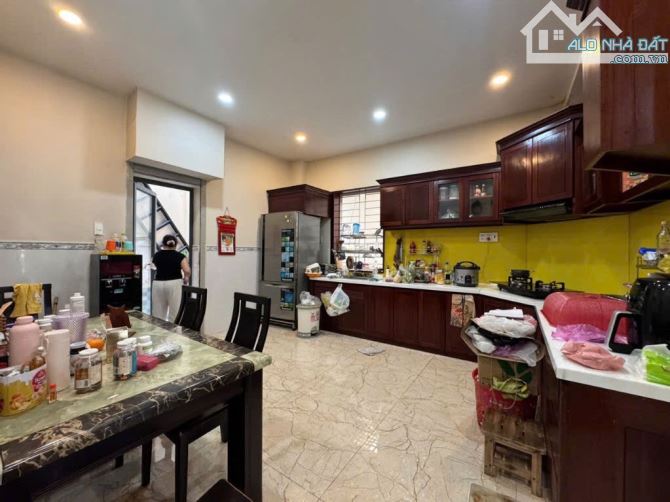 Bán biệt thự 2 tầng đường Lê Đức Thọ phường 15 gò vấp, DT 210m²,  10x 21m  giá 23,1t - 3