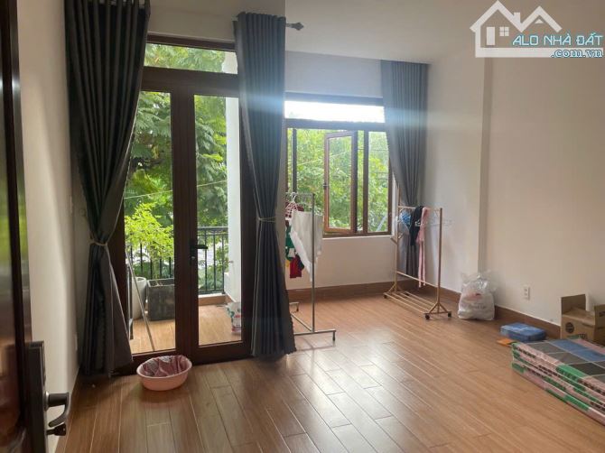 VIP! BÁN NHÀ 3 TẦNG 75M2 - 9,45 TỶ - MT LÊ VĂN HIẾN - Q. NGŨ HÀNH SƠN - 3
