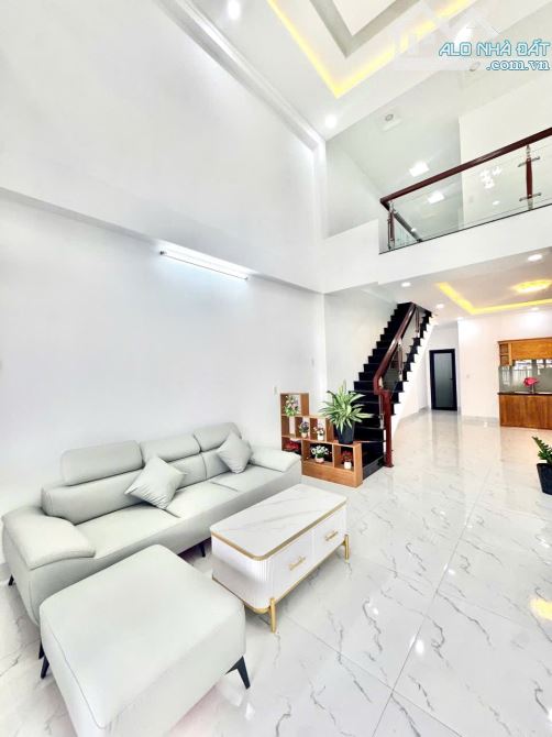 NHÀ MÊ LỬNG ĐẸP HẺM 434/69 YMOAN- KHU THÀNH ĐỒNG - 3