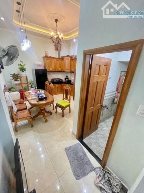 Bán nhà hẻm Nguyễn Văn Quỳ P Phú Thuận Quận 7. 57m2 - 3