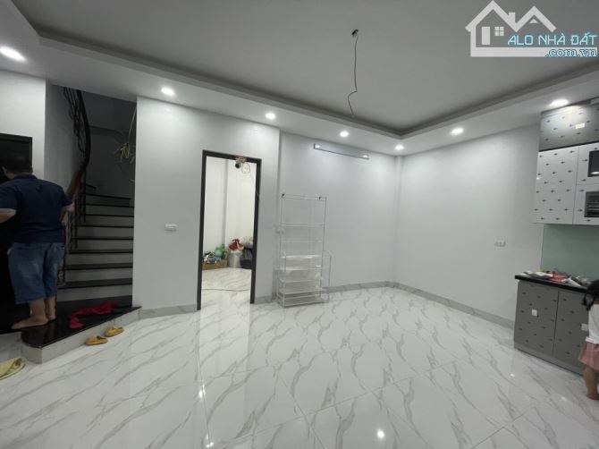 ĐỊNH CÔNG THƯỢNG -46m-8.3 tỷ-dân xây lô góc 2 thoáng-fun nội thất - 3