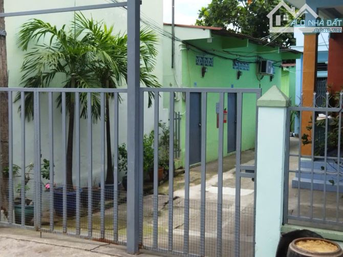 bán dãy trọ hẻm 452/ Tỉnh Lộ 10, Bình Trị Đông, Bình Tân 870m2 30 phòng thu nhập 70tr/thán - 3