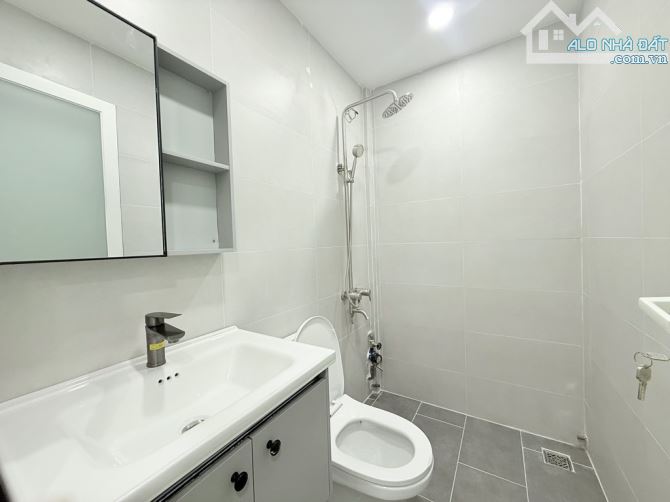 Hơn 2 Tỷ Có  Ngay Căn Chung cư  Quận 10, 43m2, 2PN , Full Nội Thất , Giâ 2,8 Tỷ TL - 3