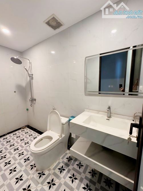 PHÚC LỢI 4 NGỦ MỚI TINH - FULL NỘI THẤT XỊN XÒ - VÀI BƯỚC Ô TÔ ĐỖ - 6 TỶ NHỎ - 3