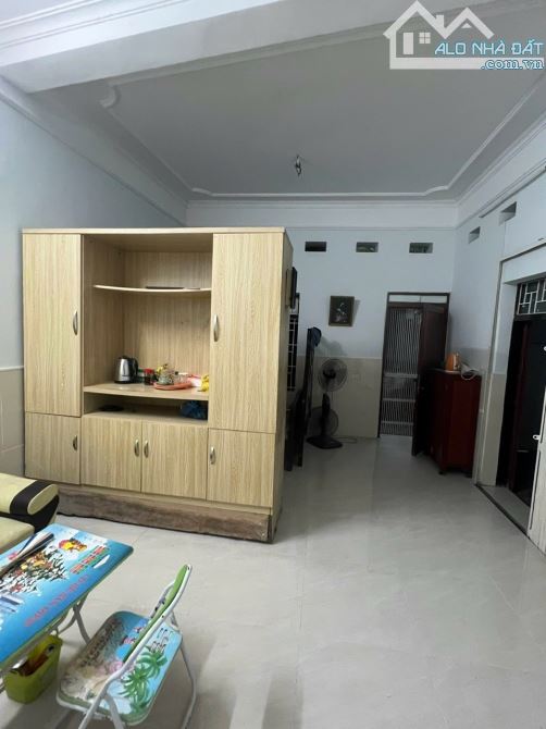 Cho thuê nhà riêng ngõ 345 Khương Trung, Thanh Xuân. DT 40m x 2 tầng, giá 8tr - 3