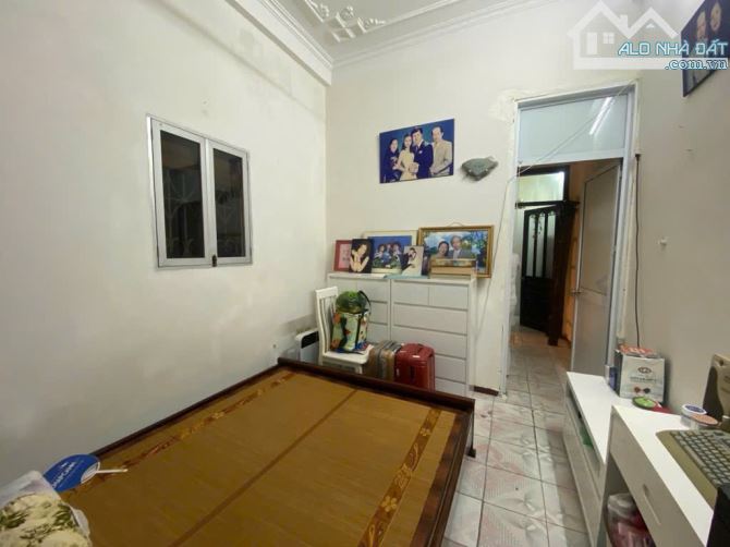 NHÀ HÀO NAM HƠN 6 TỶ SỞ HỮU CĂN GÓC 2 MẶT THOÁNG 4 TẦNG - VÀI BƯỚC RA PHỐ - NGÕ THÔNG - 3