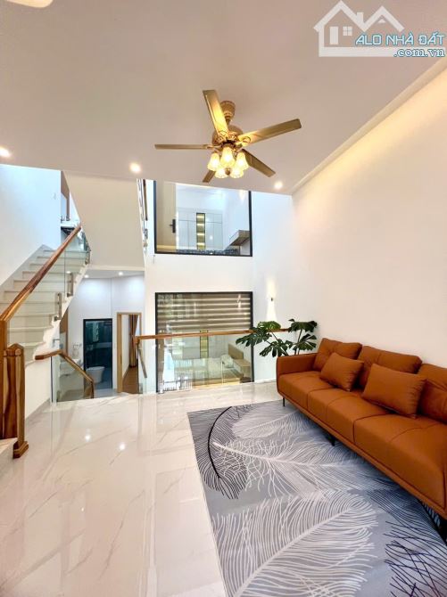 BÁN NHÀ MÊ ĐẸP FULL NỘI THẤT MẶT TIỀN ĐƯỜNG THĂNG LONG - PHƯỜNG TỰ AN !!! - 4