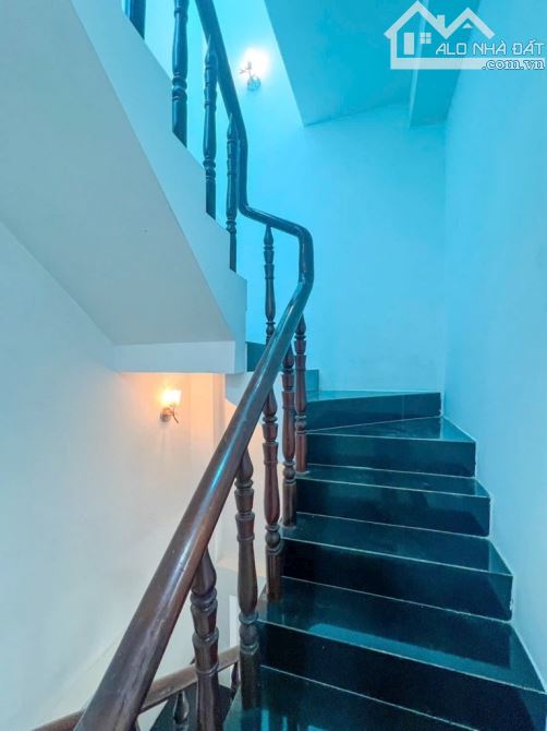 BÁN NHÀ HẺM XE HƠI CHIẾN LƯỢC ( 30M2 , 3 TẦNG ) GIÁ NHỈNH 3 TỶ - 4