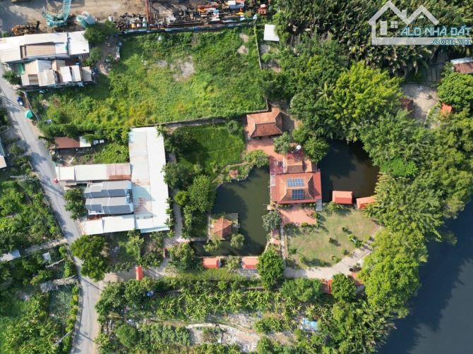 Bán 10000m2 Đất Bình Chánh TPHCM - Sẵn Nhà Vườn Nghĩ Dưỡng - Chỉ 79 Tỉ - 4