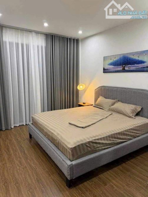 BÁN NHÀ PHỐ TRẠM DT 60M, 5 TẦNG MỚI ĐẸP GARA Ô TÔ - NGÕ 7 CHỖ THÔNG NHỈNH 13 TỶ - 4