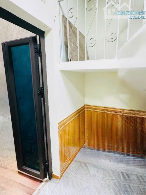 TÂN BÌNH – CỘNG HOÀ – 91M² NỞ HẬU – 2 TẦNG – GIÁ 8.X TỶ - 4