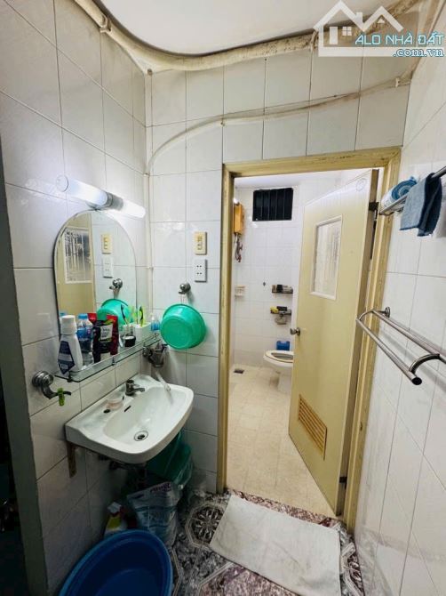 Quận Tân Bình-Nhà đẹp-Hẻm ô tô-Giáp Quận 10-Sát MT Hoàng Văn Thụ-P4-55m2-4,1x14-3tầng-4PN - 4