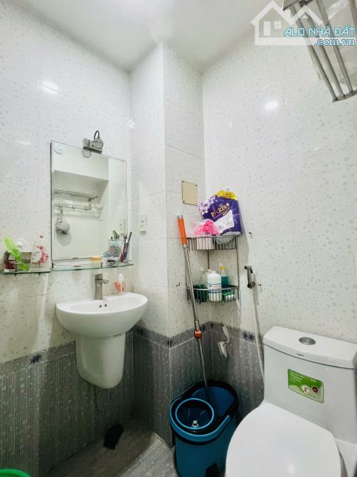Bán nhà Hẻm Tân Phú -Thoại Ngọc Hầu -P Phú Thạnh -DT:47m2-2Tầng -Giá:4,8Tỷ . - 4