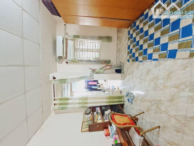 Nhà ngay Phần Mềm Quang Trung, 2 tầng BTCT, 4x14m2, HXH, giá nhỉnh 3 tỷ - 4