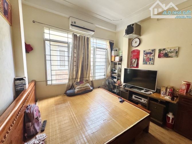 đa sỹ 36m 4t, phân lô bàn cờ,ngõ rất to,ô tô tránh,dừng đỗ ngày đêm 20m,sát phố,an sinh - 4