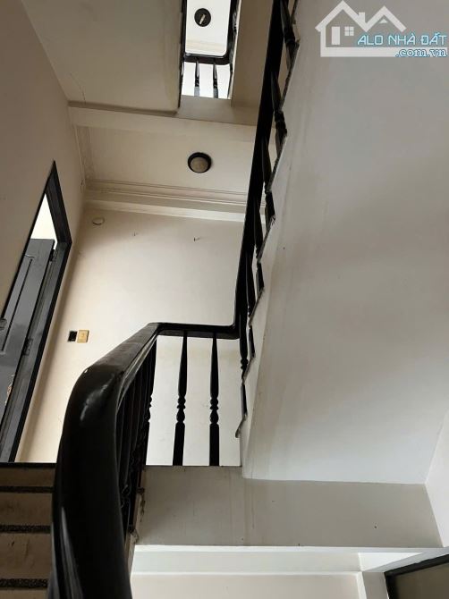 Nhà bán: đường cộng hòa. Quận Tân bình. DTSD 64m2, 4 tầng, giá 16,8tỷ - 4