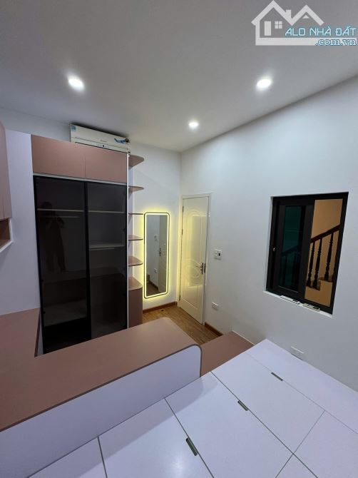 Hiếm - Phố Nghĩa Tân, Duy Nhất 1 Căn Bán, 57m2 4 Tầng OTO Tránh, Cách Phố 20m 17.8 tỷ - 4