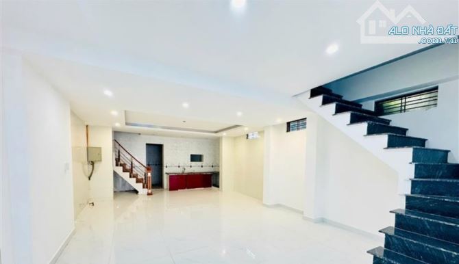 Bán nhà Nguyễn Văn Linh, Dư Hàng Kênh, Lê Chân,  5 tầng, 90m2, 7,8 tỷ. - 4