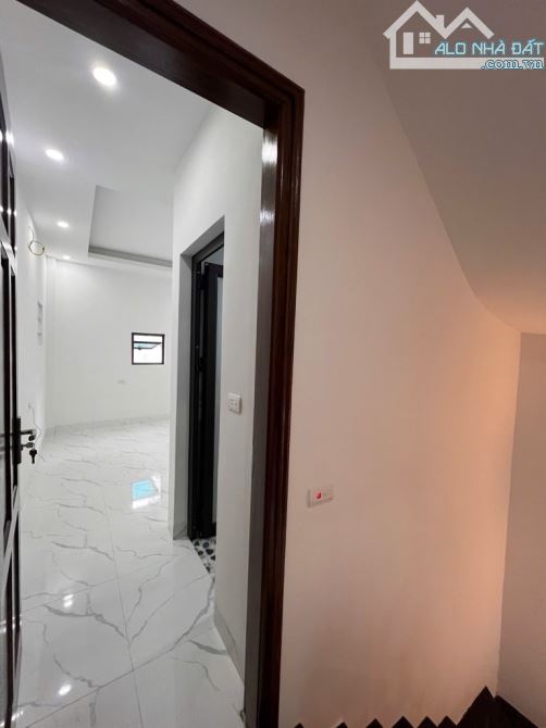 Nhà Lai Xá mới tinh - Lô góc - 2 thoáng - 5 Tầng - 6 Phòng ngủ - Chỉ 6 Tỷ 2 - 4