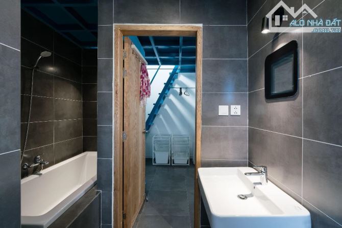 Quận 10 - Tô Hiến Thành - 36.3m2 (5.3x8) - 4 tầng BTCT - Cho thuê 27tr/tháng - 6.7 tỷ - 4