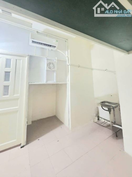HIẾM CHDV KHU VIP BÀU CÁT - 70M2 - 3 TẦNG BTCT - THU 35TR/TH - GIÁ HƠN 7 TỶ - 4