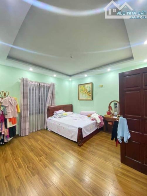 ĐÀO TẤN 32/35MT2-5TẦNG-MT6.5M- TRUNG TÂM BA ĐÌNH - LÔ GÓC - MT QUYỀN LỰC - Ở SƯỚNG-9TỶ - 4