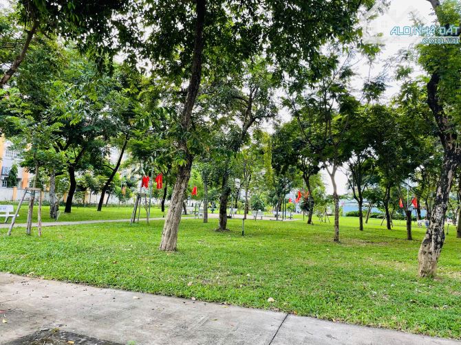 Hạ đáy sàn ! Đất biệt thự 200m2 chỉ 15 tỷ KDC ngay Đỗ Xuân Hợp - Global City. SHR vay bank - 4