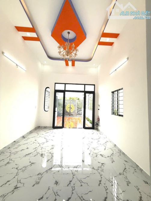 Nhà 100m2 4*25 SHR mặt tiền đường Tập Đoàn 8 Mỹ Lộc Cần Giuộc xe hơi vivu - 4