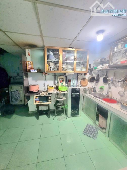 Bán nhà VƯỜN 146m2 Ngang 9M,SHR,đường xe hơi phà phà,gần ngã 3 Ông Xã - 4