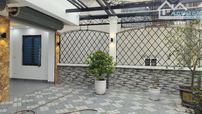 View bờ sông thoáng mát - Nhà Tựu Liệt - Diện tích 90m2 x4 tầng - MT 7,5m- Giá 18 tỉ - 4