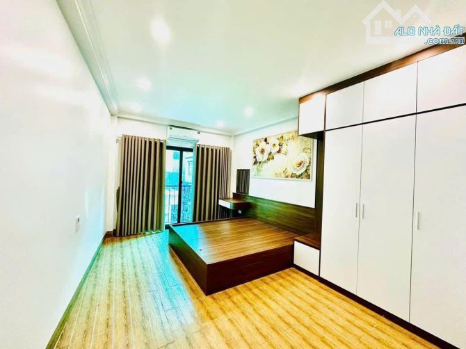SIÊU PHẨM CỔ NHUẾ-DÂN XÂY-THANG MÁY-TRƯỚC NHÀ RỘNG THOÁNG-FULL NỘI THẤT MỚI-AN SINH ĐẸP - 4