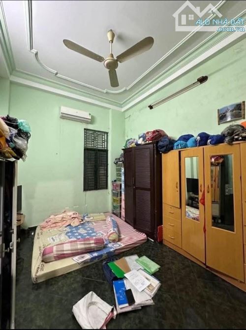 BÁN NHÀ MẶT TIỀN KINH DOANH - NGUYỄN KIỆM PHƯỜNG 3 GÒ VẤP  162M2 4 TẦNG ( 6.1 X 27 ) 15 TỶ - 4
