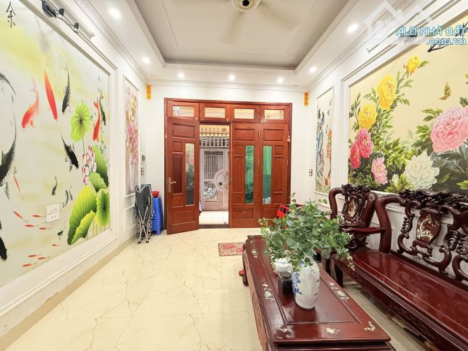 BÁN NHÀ NGUYỄN KHÁNH TOÀN - TRUNG TÂM CẦU GIẤY - 20M RA MẶT PHỐ - NGÕ THÔNG TỨ TUNG. - 4
