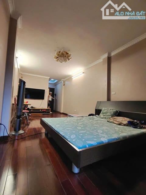 BÁN NHÀ AN DƯƠNG VƯƠNG TÂY HỒ TRONG ĐÊ 2 THOÁNG GẦN Ô TÔ DT130M2 x  MT 9,7M CHỈ 19,6 TỶ - 4