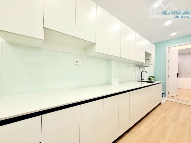 Hơn 2 Tỷ có Sổ Hộ Khẩu Trung Tâm SG - 43m2  - Full Nội Thất - 4