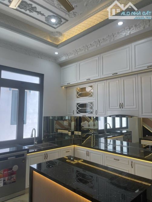 Bán nhà nếu có 81m làm sao có được thang máy trong nhà ? có đấy quí cô chú anh chị ơi. - 4