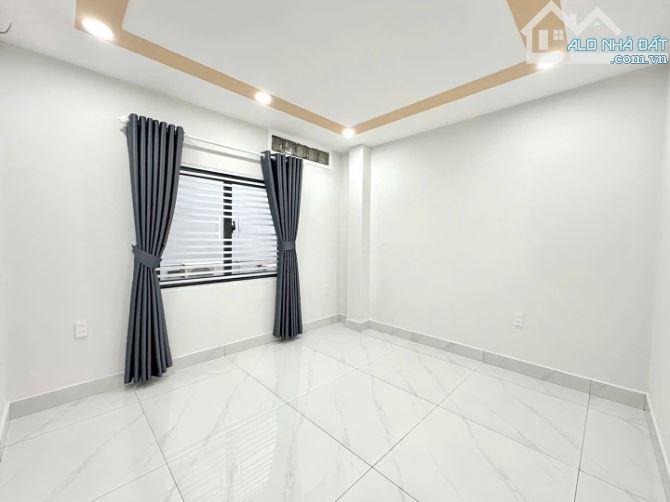 Cần bán nhà siêu đẹp 3 lầu 6 phòng ngủ hẻm xe hơi Ung Văn Khiêm - 4