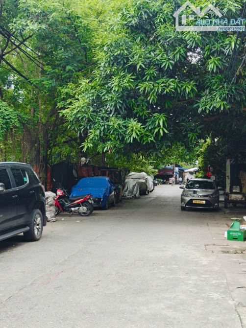 Toà CCMN 7 tầng thang máy, lô góc Minh Khai, oto vào nhà, 28 phòng ~ 130 tr/th.Giá 28.5 tỷ