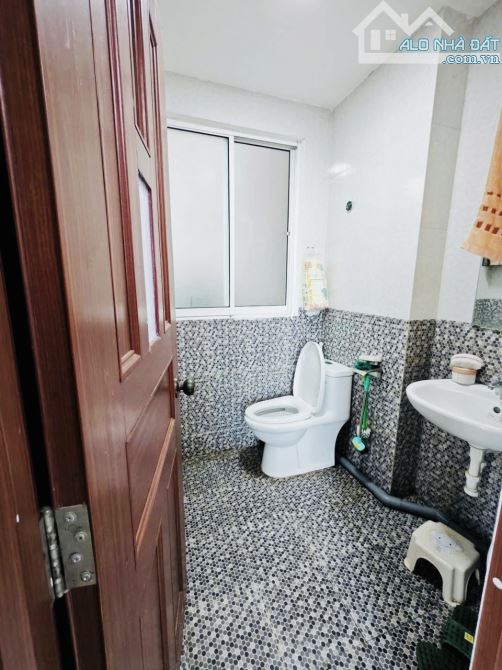 BÁN TOÀ CĂN HỘ NGUYỄN HỮU DẬT - 4 TẦNG - HOÀ CƯỜNG BẮC - DÒNG TIỀN 50TRIEU - 16Ty5 . - 4