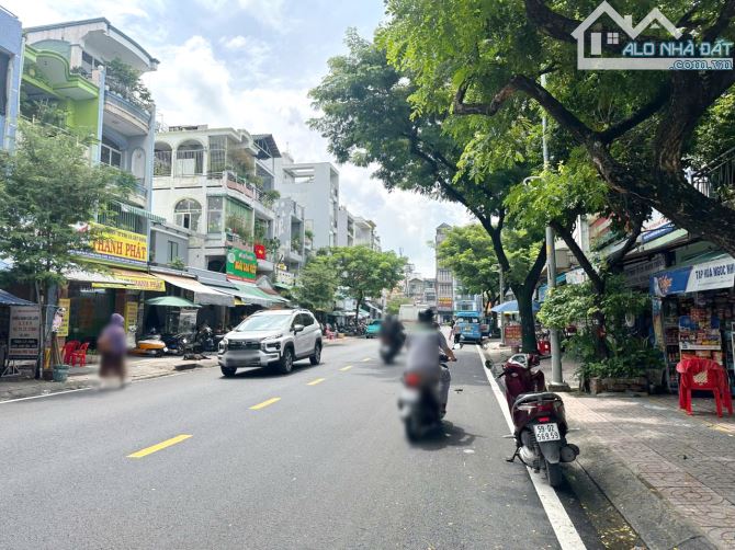 Nhà diện tích lớn 74m2 mặt tiền kinh doanh Nguyễn Văn Của P13 Q8 - 4