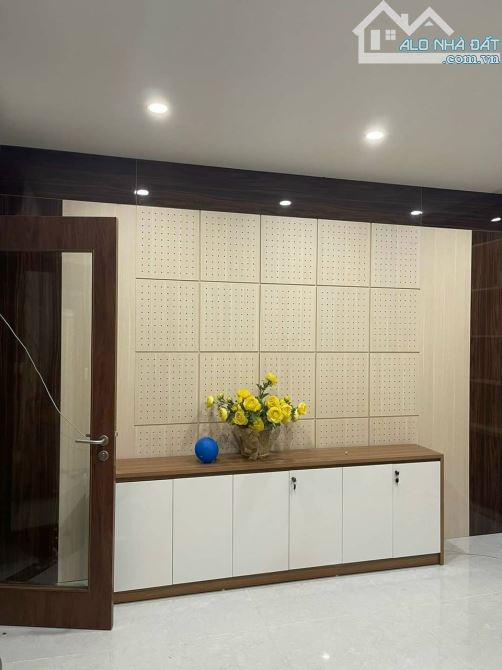 BÁN NHÀ PHÂN LÔ VẠN PHÚC 58M X 6 TẦNG, 6 NGỦ, VỈA HÈ Ô TÔ TRÁNH, CHỈ NHỈNH 9 TỶ - 4