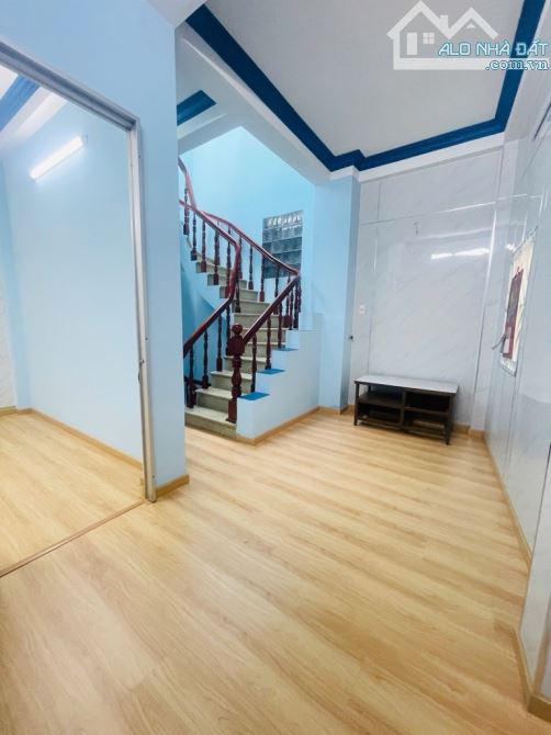 NHÀ NƠ TRANG LONG PHƯỜNG 7 BÌNH THẠNH CÁCH HẺM XE HƠI 20 M - 4